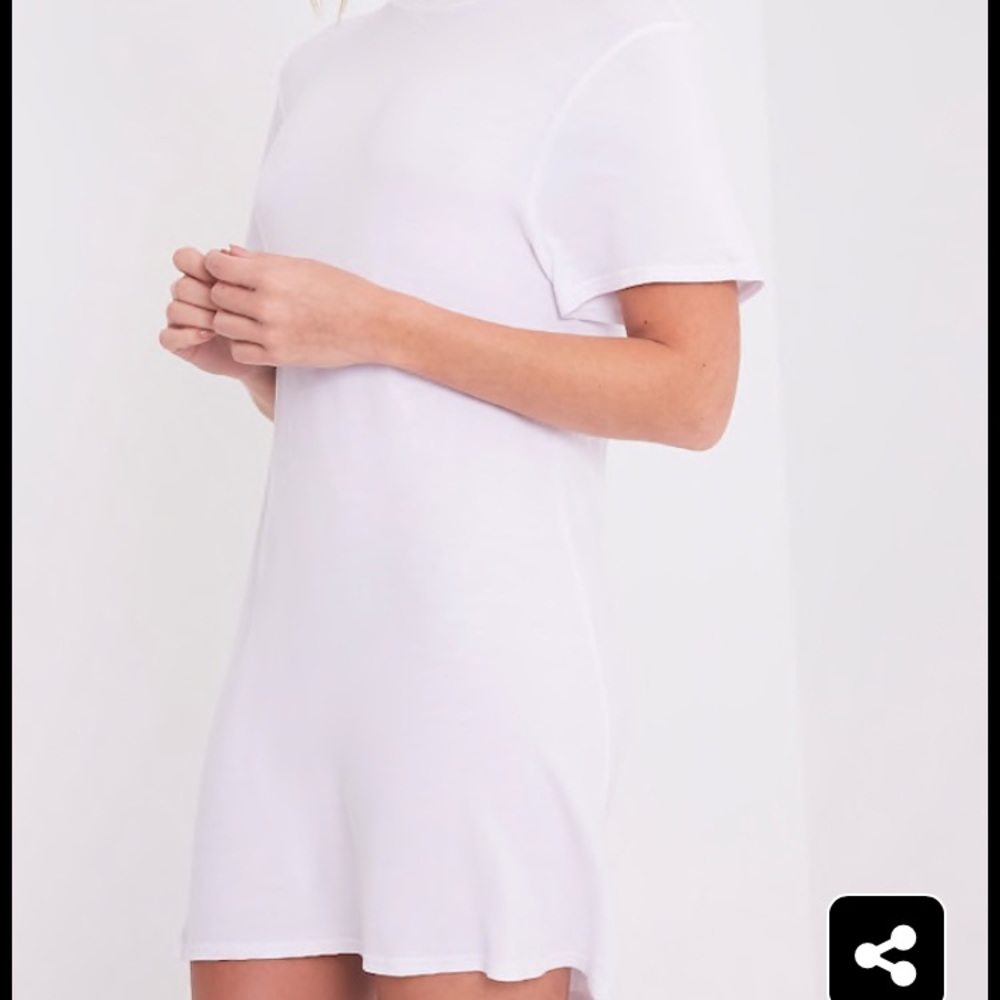 PrettyLittleThing White T-Shirt Dress
